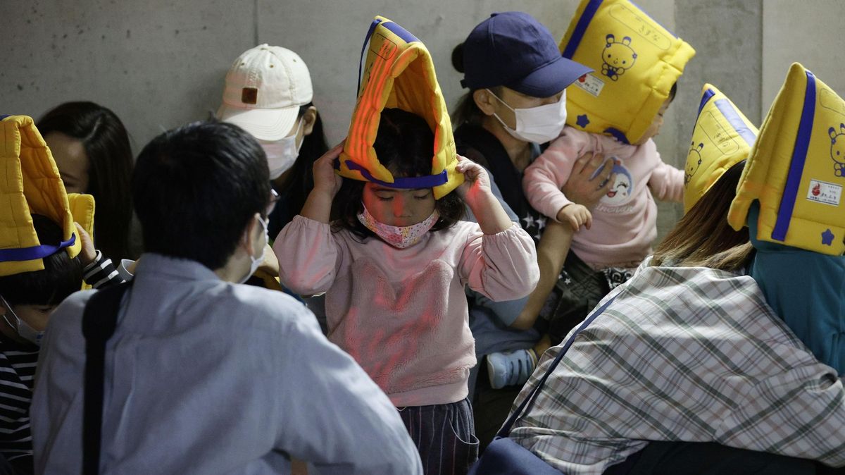 Z jedné strany KLDR, z druhé Tchaj-wan. Pacifistické Japonsko mění strategii